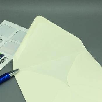Umschlag quadratisch Papier Grußkarten elfenbein Klappe offen